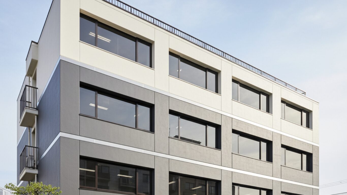 川口市を中心に一都三県で対応可能なくらしラボの外壁塗装施工事例